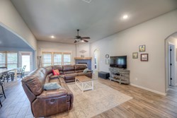 1610 E Roanoke Ct, Broken Arrow